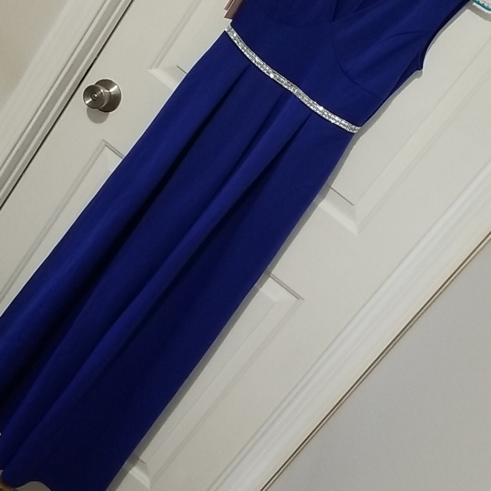 Women's gown blue size M